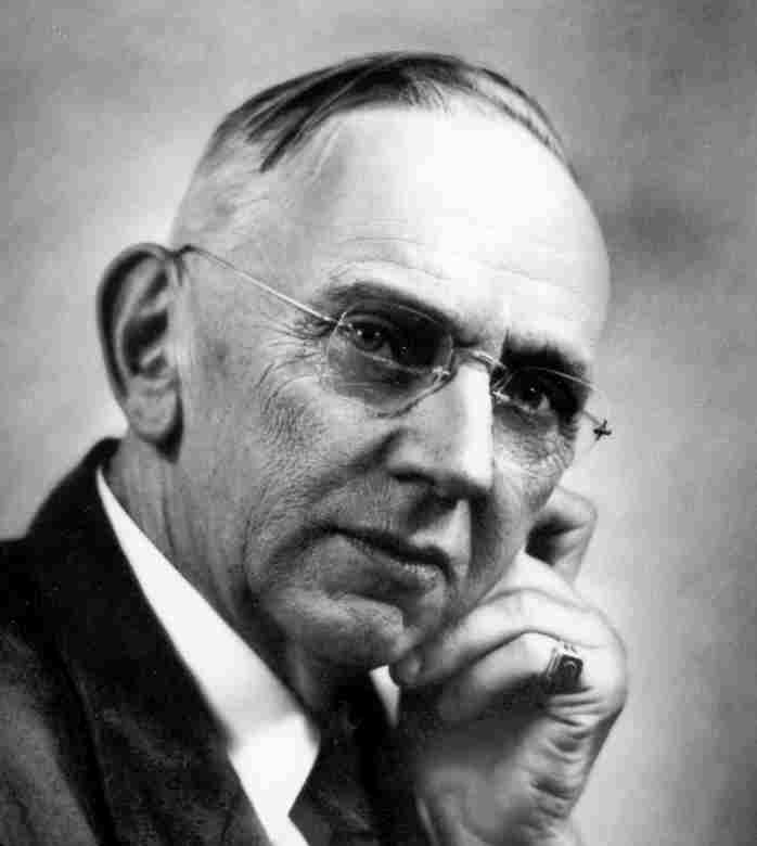 Edgar Cayce: Seven Prophecies That Came True