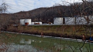 wvirginia-chemical-spill-again-water.si