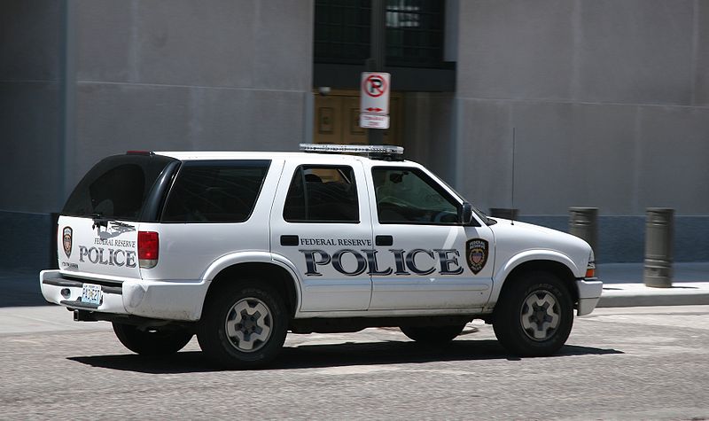 800px-Federal_Reserve_Police_car