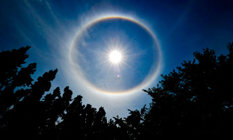US geoengineers to spray sun-reflecting chemicals from balloon
