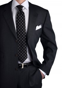 How-To-Buy-a-Mens-Suit