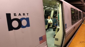 bart-may-ban-protesters-from-its-trains.si